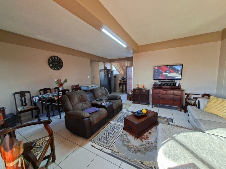 1 Bedroom Property for Sale in Potchefstroom South North West
